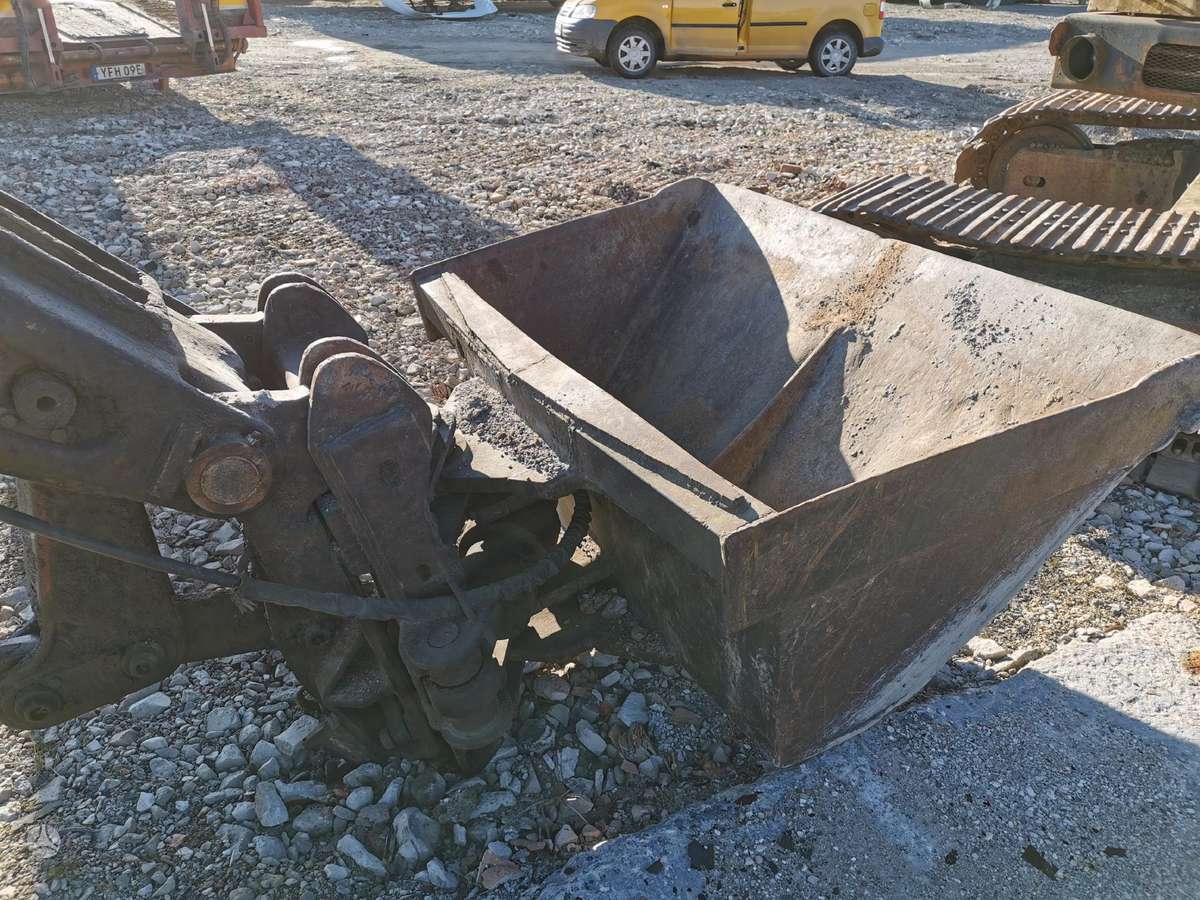 Akerman H12B, ekskavatoriai