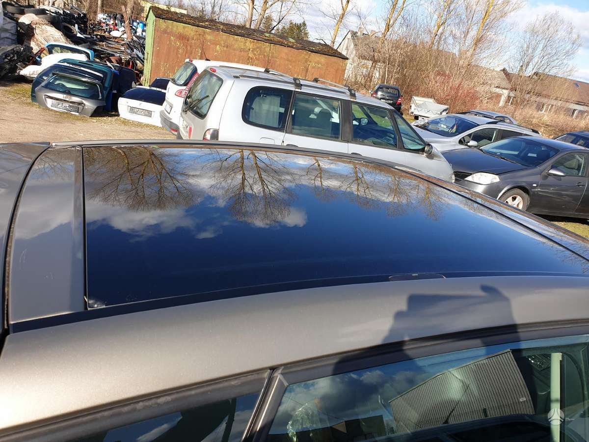 Citroen C4 Picasso по частям