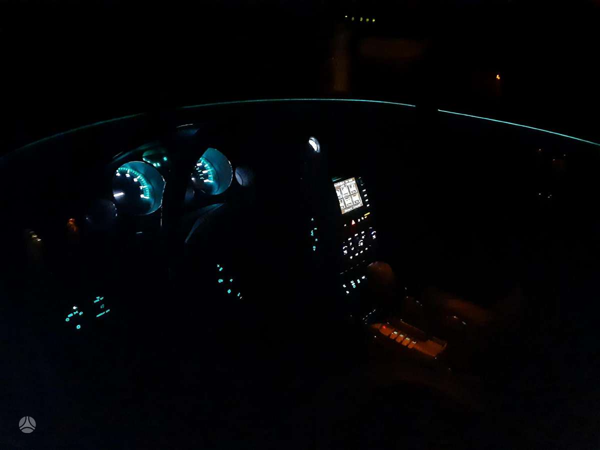 Buick Enclave, 3.6 l., off-road / crossover