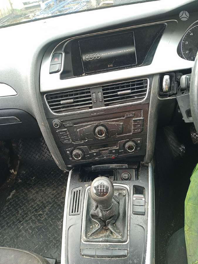 Audi A4 dalimis