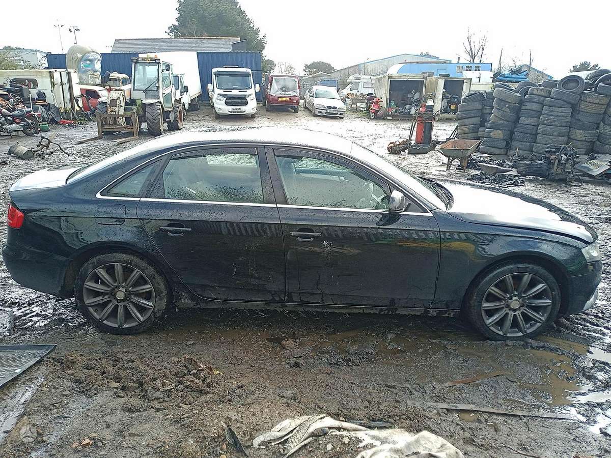 Audi A4 по частям