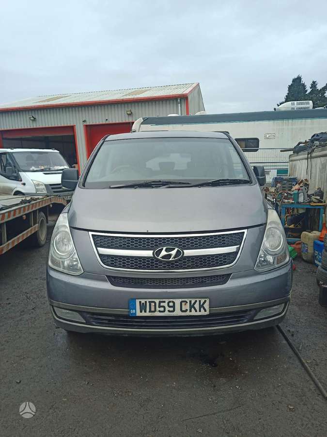 Hyundai H1 for parts