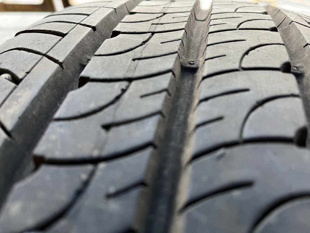 Goodyear Efficient Grip Cargo, summer 215/65 R16