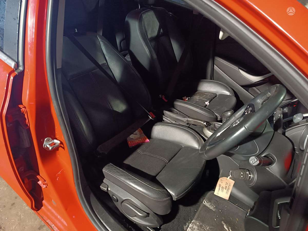 Opel Astra for parts