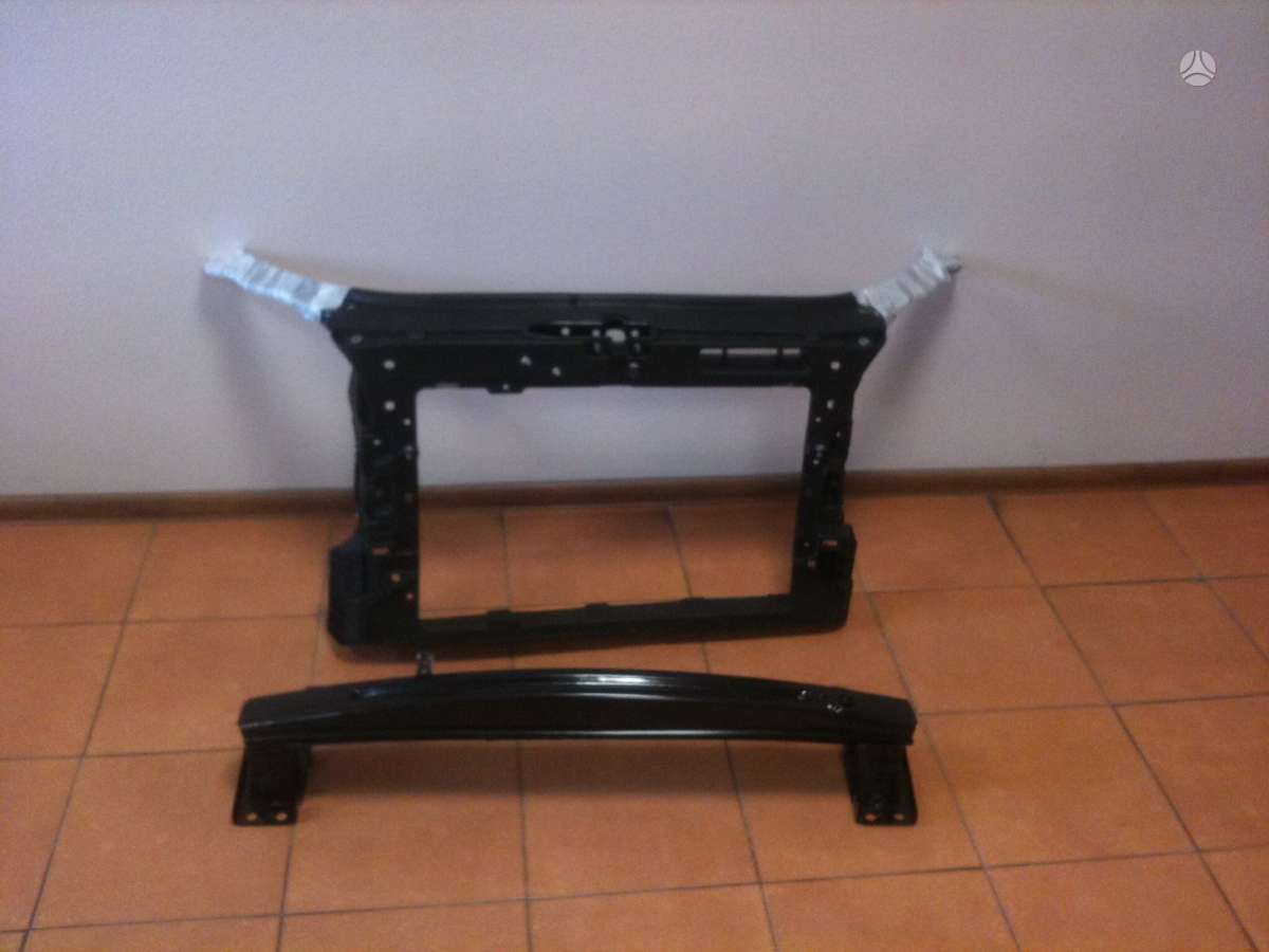 Skoda Fabia kėbulo dalys