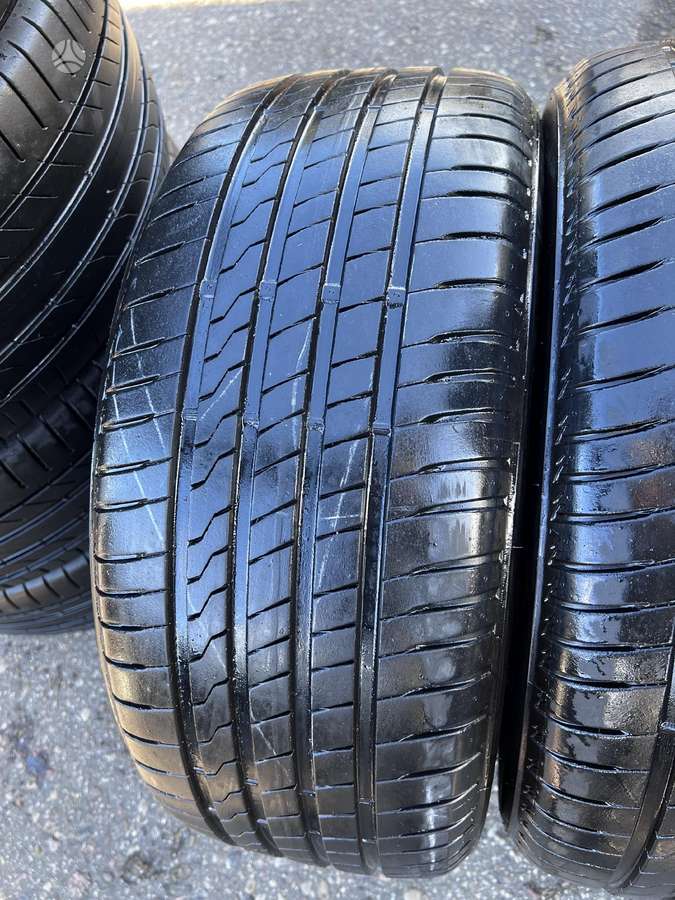 Firestone, vasarinės 235/50 R18