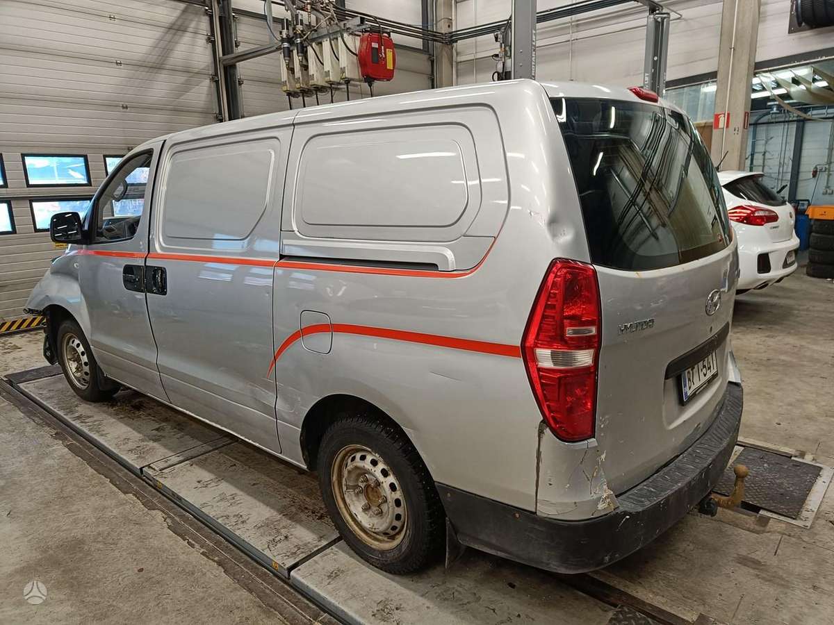 Hyundai H1 Variklis dirba gerai