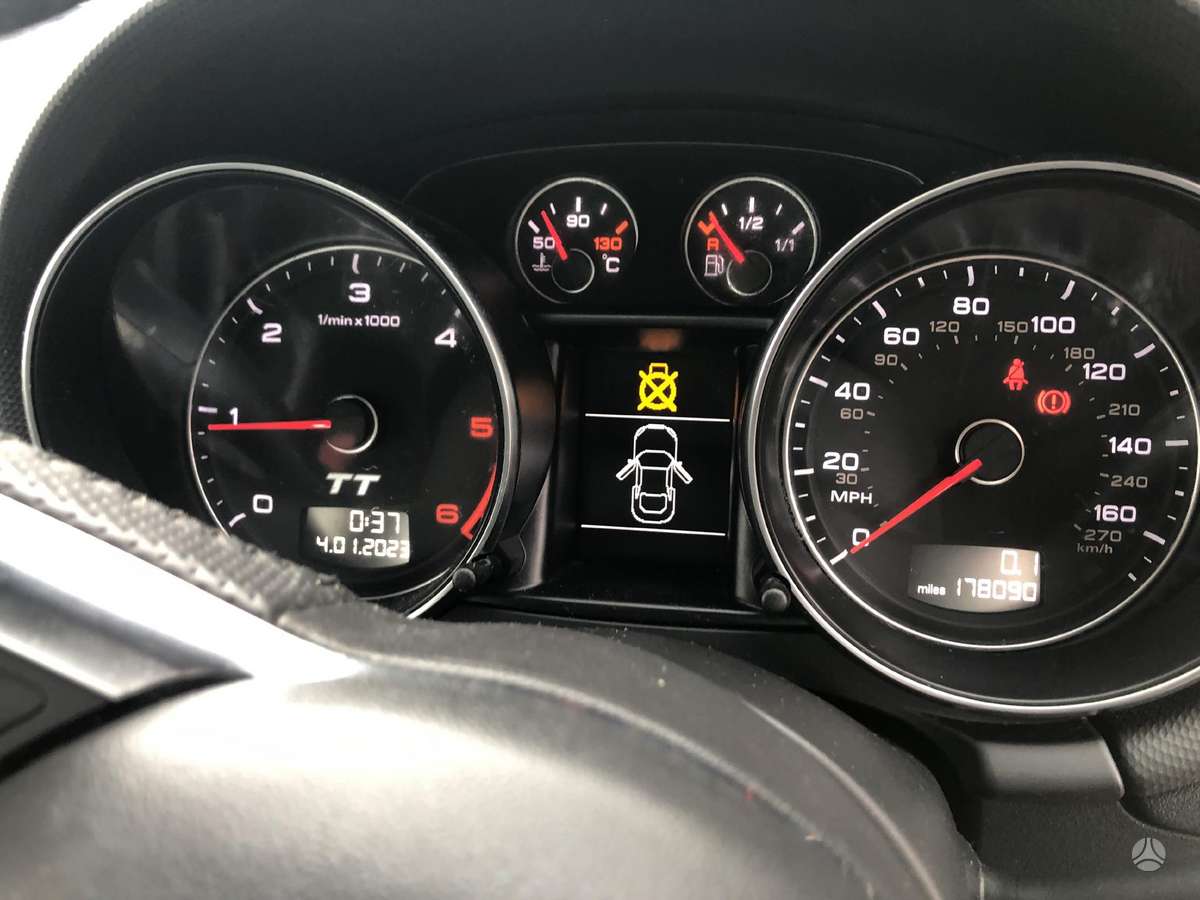 Audi TT по частям