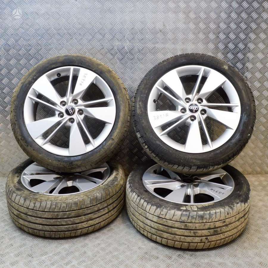 Audi Q2, light alloy, R18