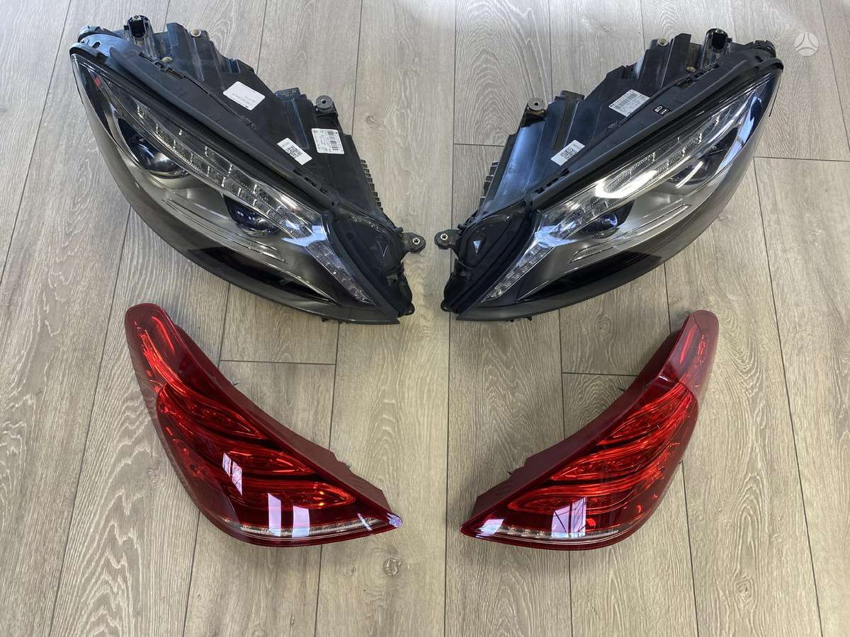 Mercedes-Benz S klasė lights