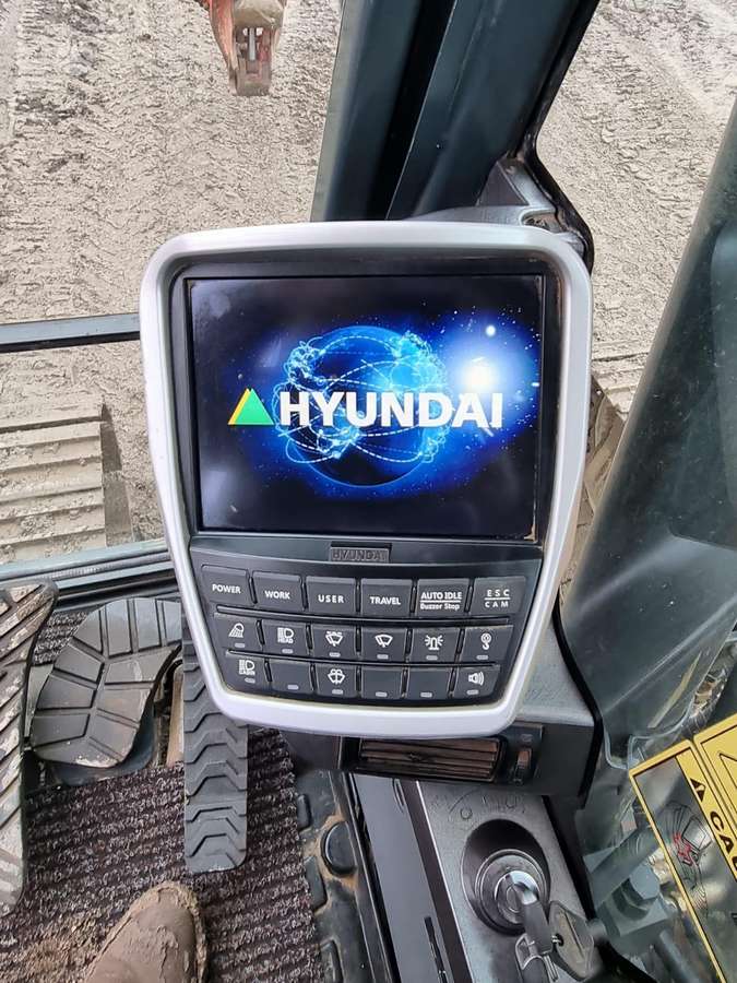 Hyundai HX 140L, ekskavatoriai