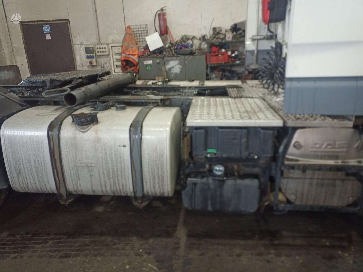 DAF FT XF105, semi-trailer trucks