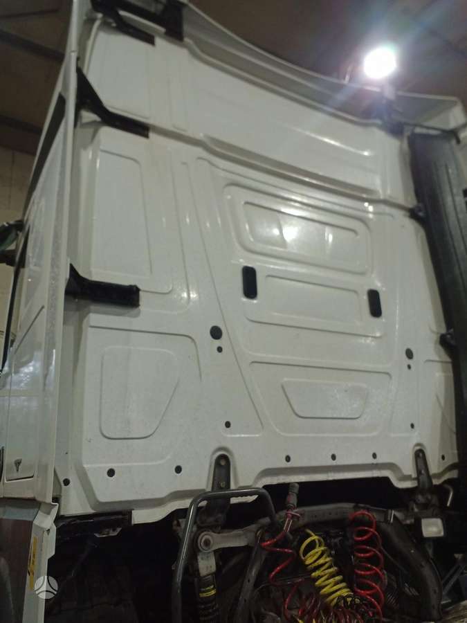 Mercedes-Benz ACTROS 2545LS, тягачи