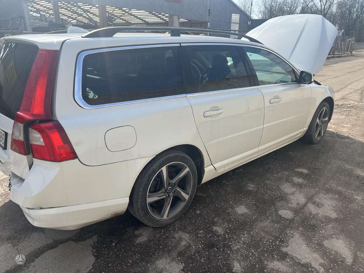 Volvo V70