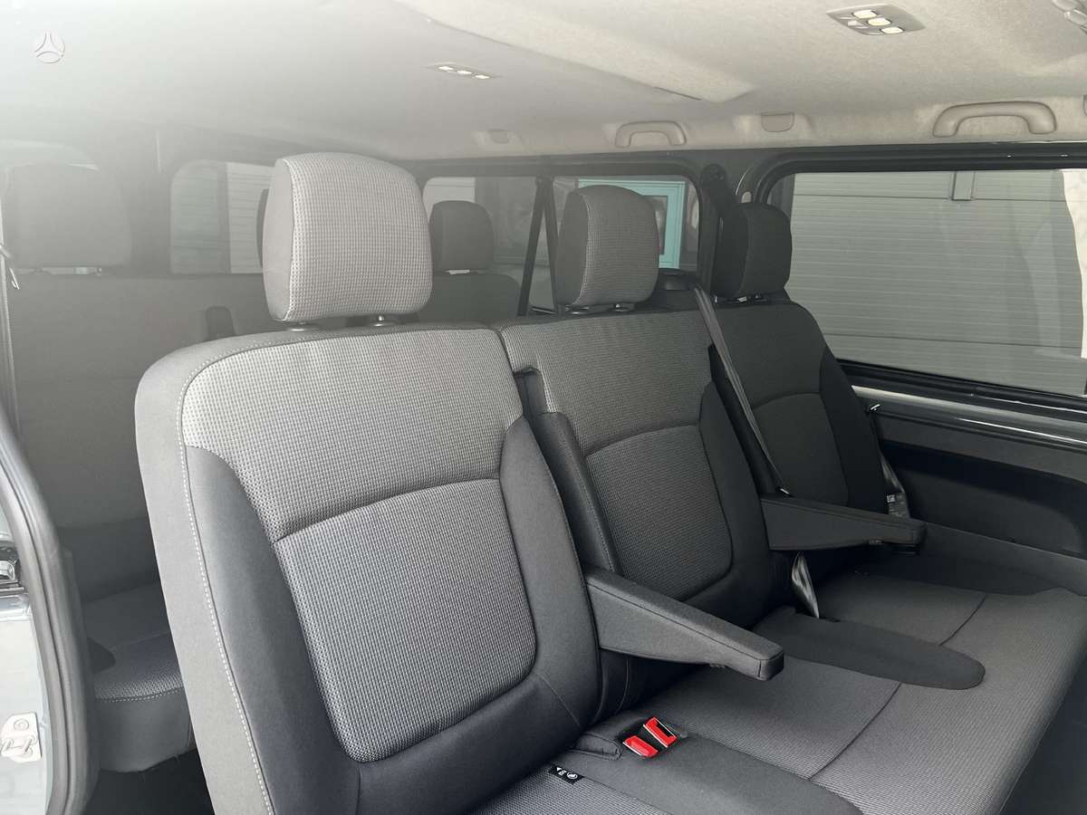 Renault Trafic, passenger minibus