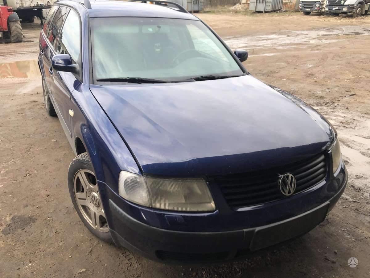 Volkswagen Passat for parts. dalimis