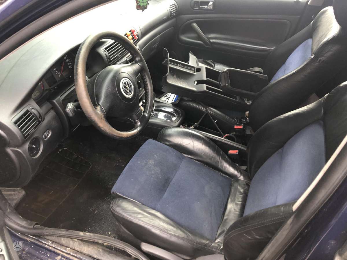 Volkswagen Passat for parts. dalimis