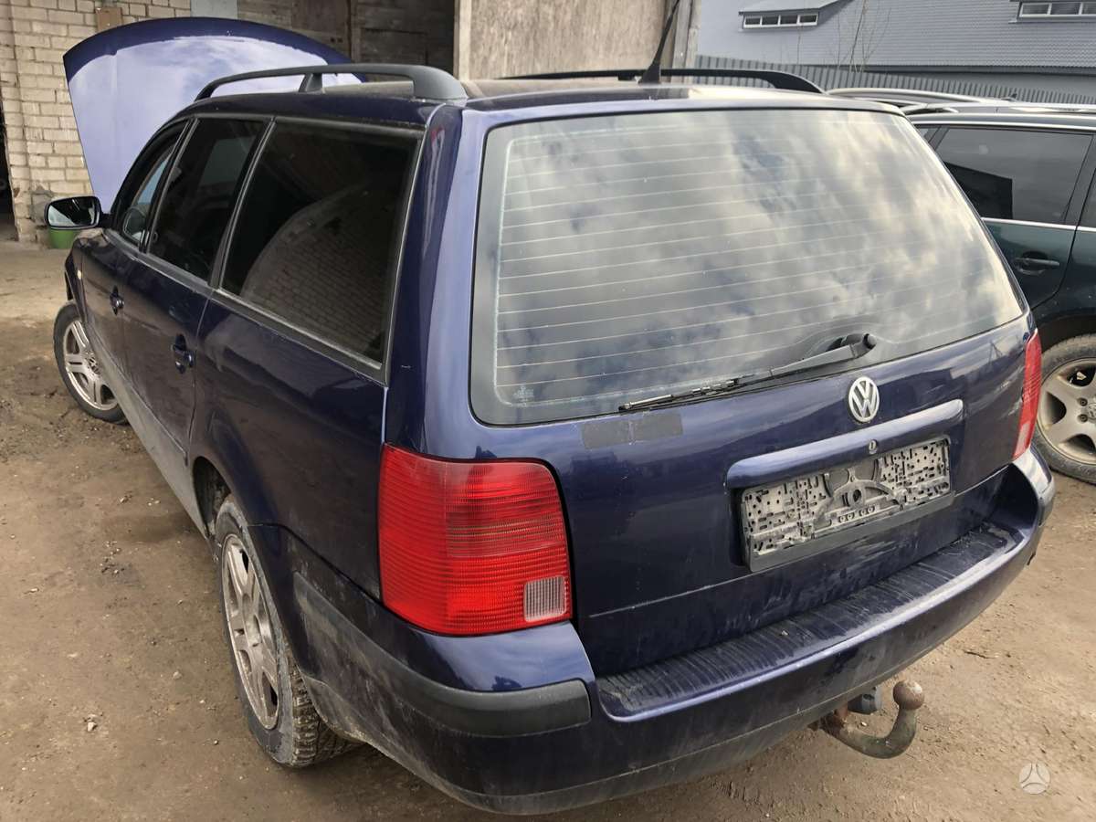 Volkswagen Passat for parts. dalimis