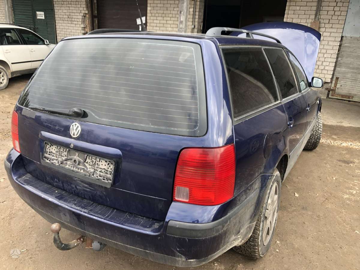 Volkswagen Passat for parts. dalimis