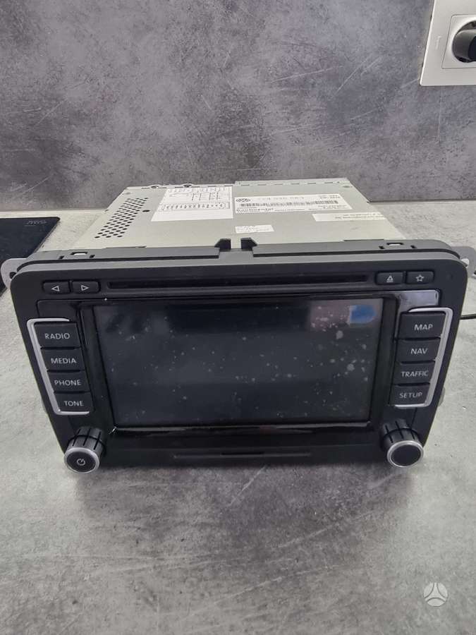 Volkswagen RNS 510, multimedia and navigation