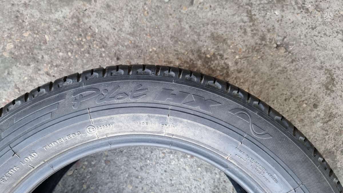 Continental Premium Contact, летние 215/55 R16