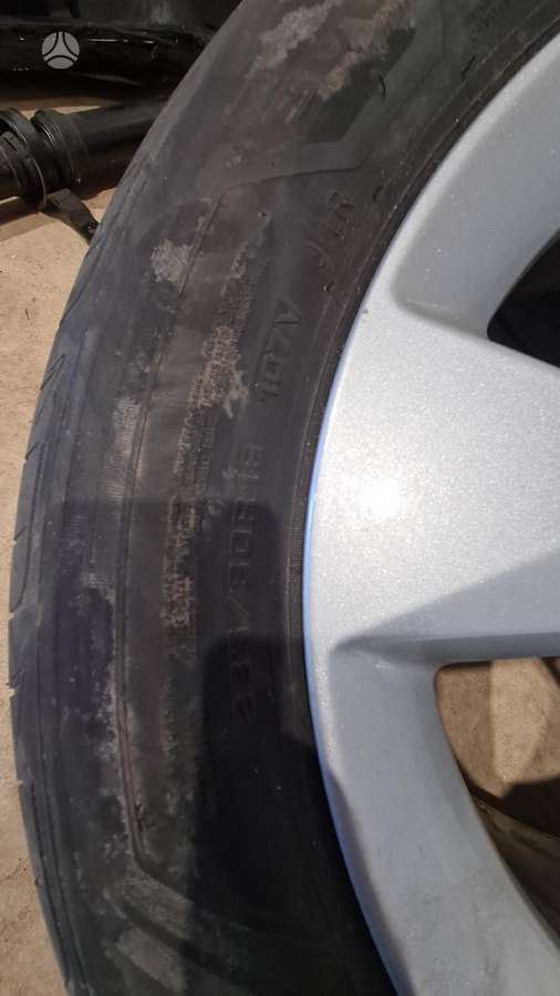 Jaguar E Pace, lengvojo lydinio, R18
