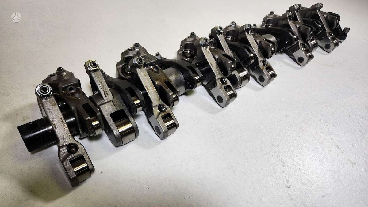 Volvo D13K Kėliklių kompl., тягачи