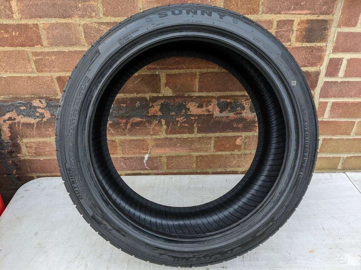 Sunny NA305, summer 225/40 R18