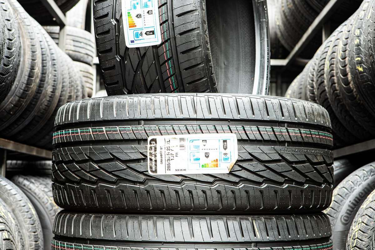 General Grabber GT, summer 285/35 R23