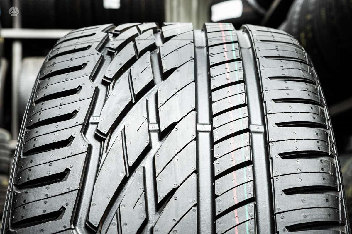 General Grabber GT, summer 285/35 R23