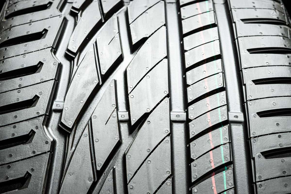 General Grabber GT, summer 285/35 R23