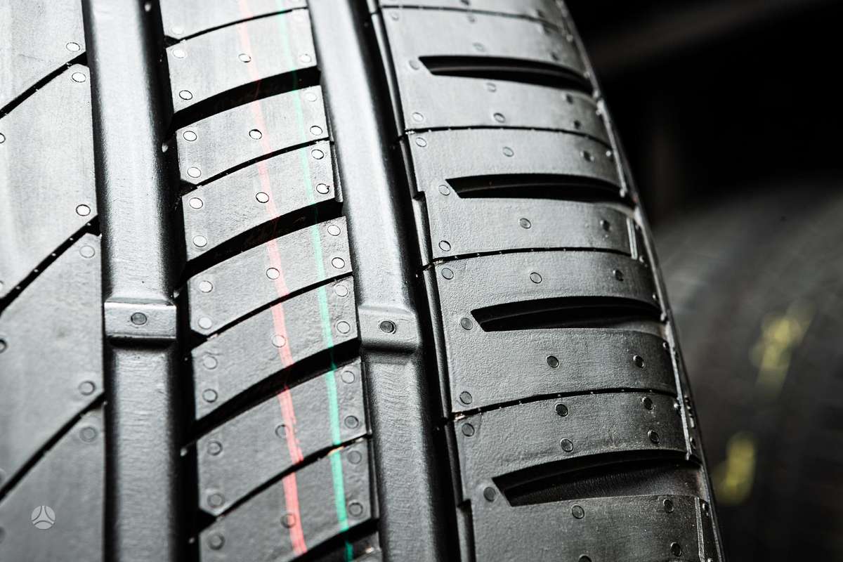 General Grabber GT, summer 285/35 R23