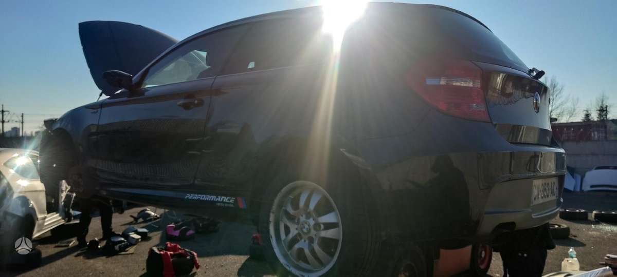 BMW 1 serija 37069885048
