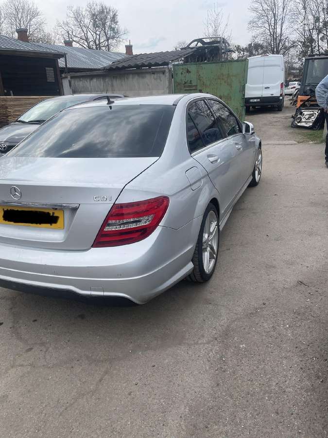 Mercedes-Benz C250