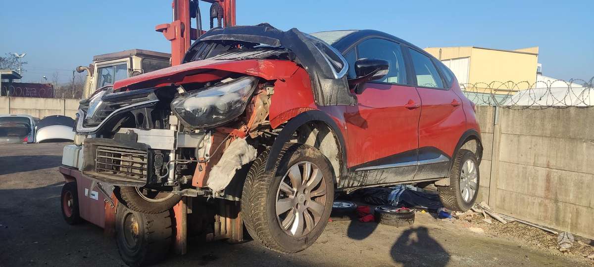 Renault Captur 37069885048