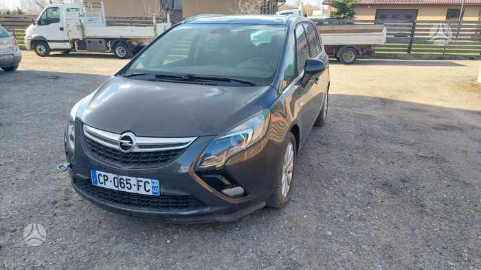 Opel Zafira по частям. Europa