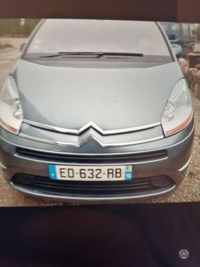 Citroen Grand C4 Picasso по частям