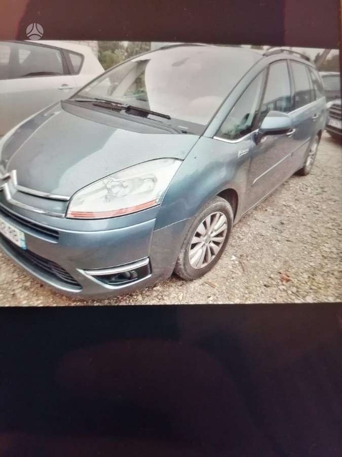 Citroen Grand C4 Picasso dalimis