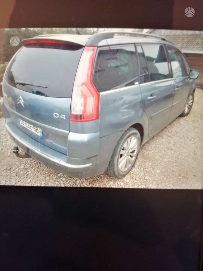 Citroen Grand C4 Picasso по частям