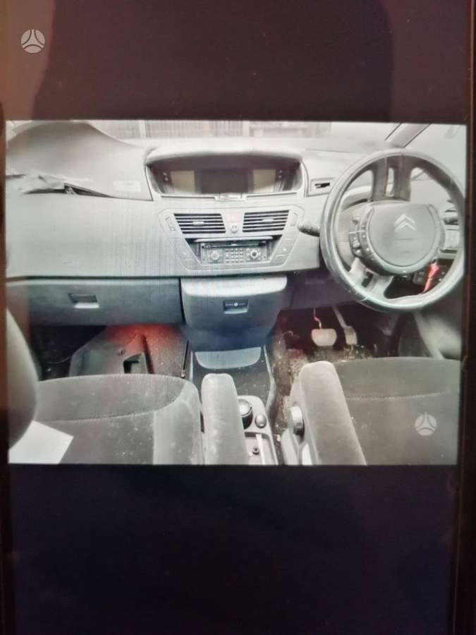Citroen Grand C4 Picasso по частям