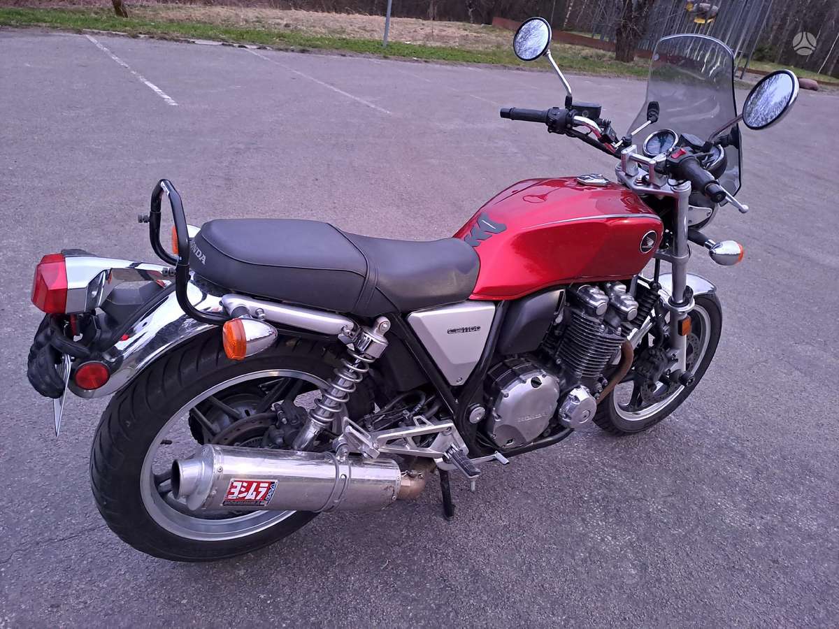 Honda CB 1100cc, street / classic