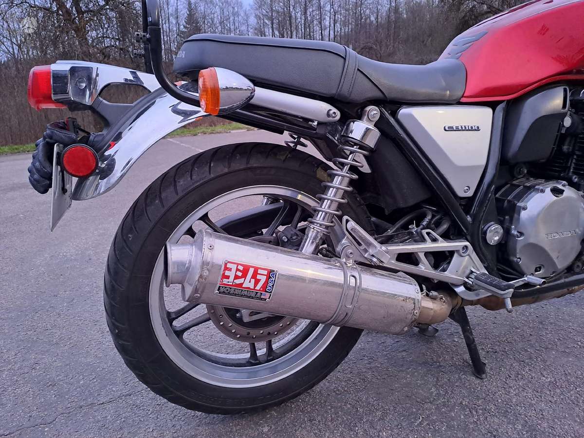 Honda CB 1100cc, street / classic