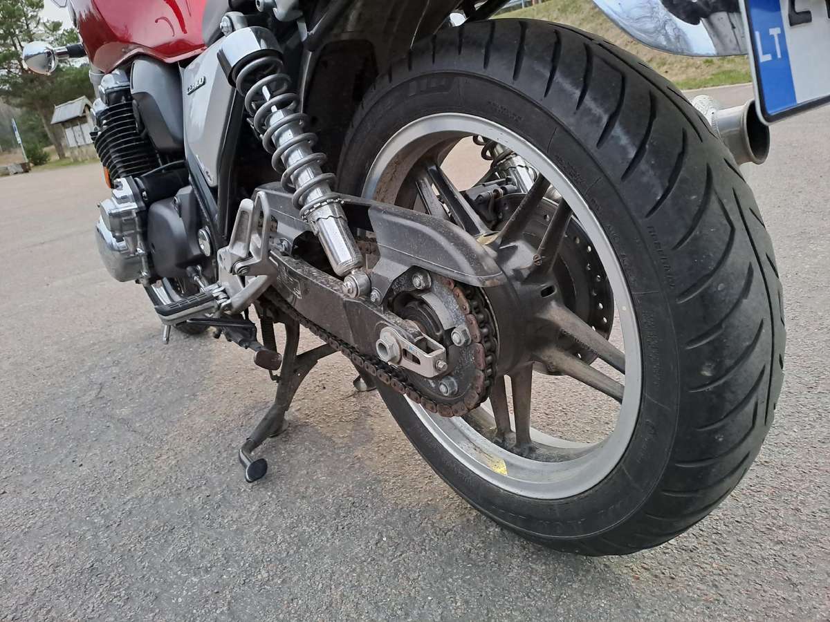 Honda CB 1100cc, street / classic