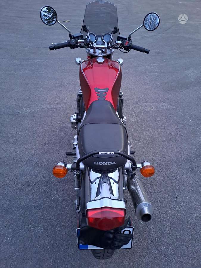Honda CB 1100cc, street / classic