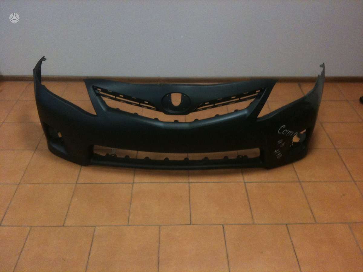 Toyota Camry kėbulo dalys