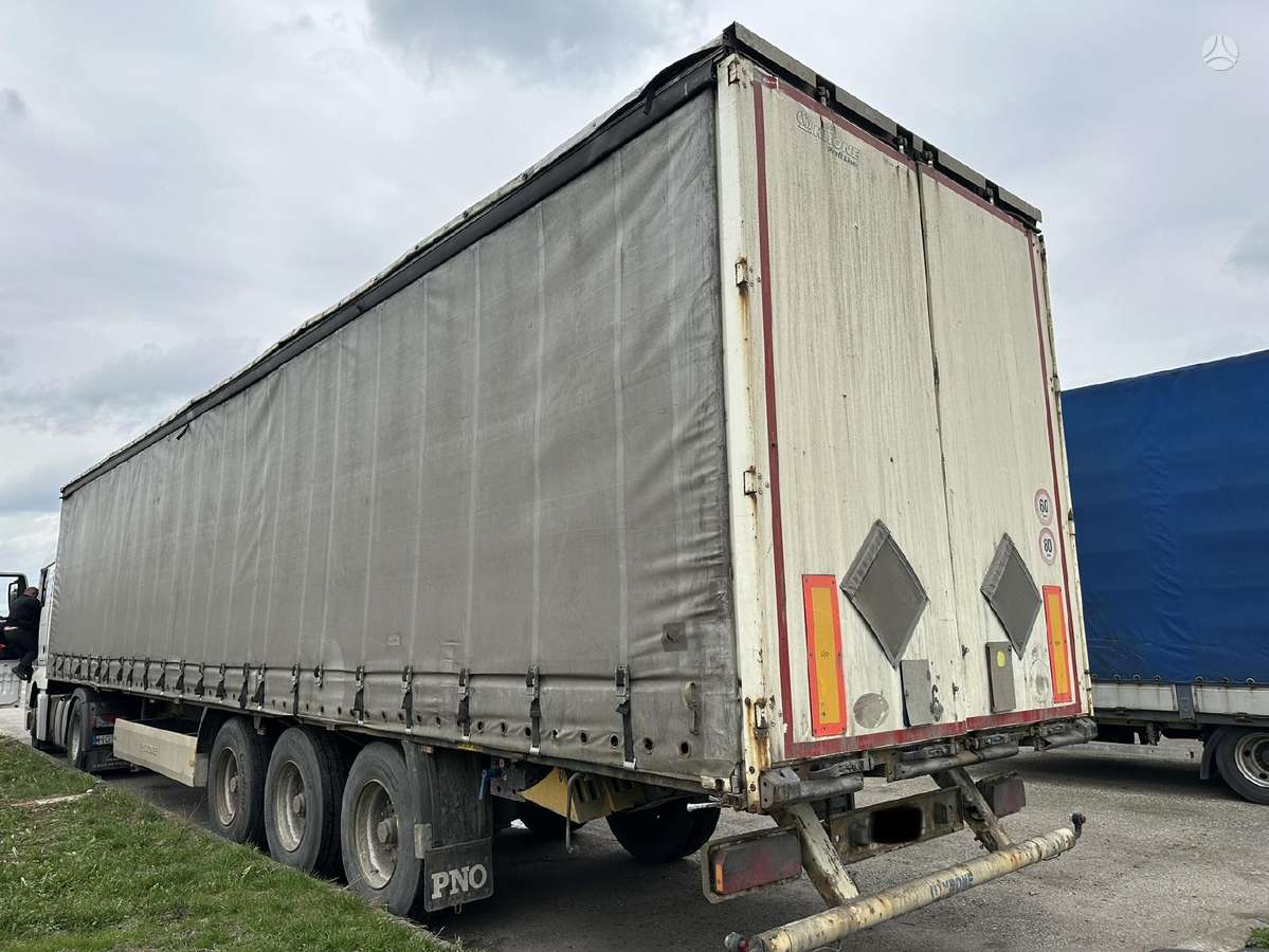 Krone SD, užuolaidinės / tentinės