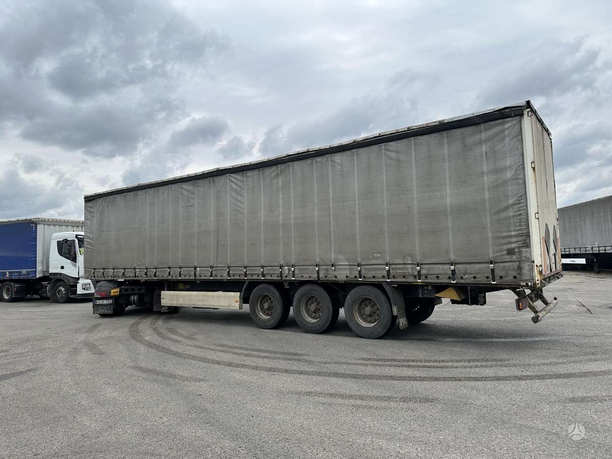 Krone SD, užuolaidinės / tentinės