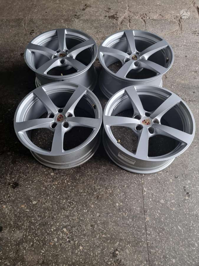 Porsche, lengvojo lydinio, R18