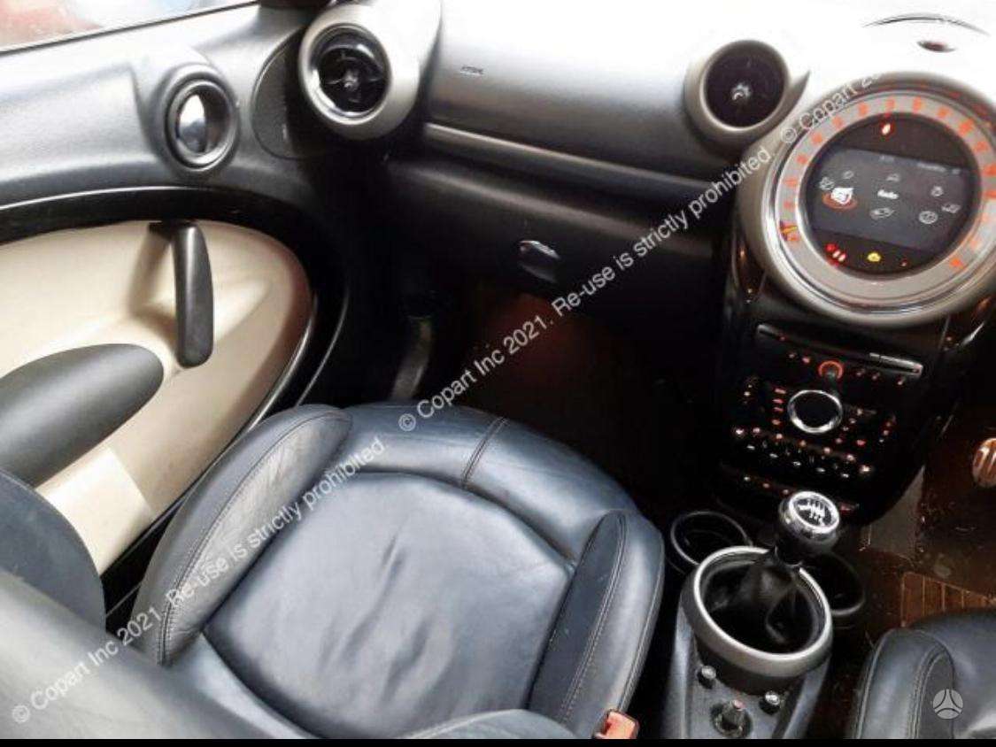 Mini Countryman dalimis. Kablys