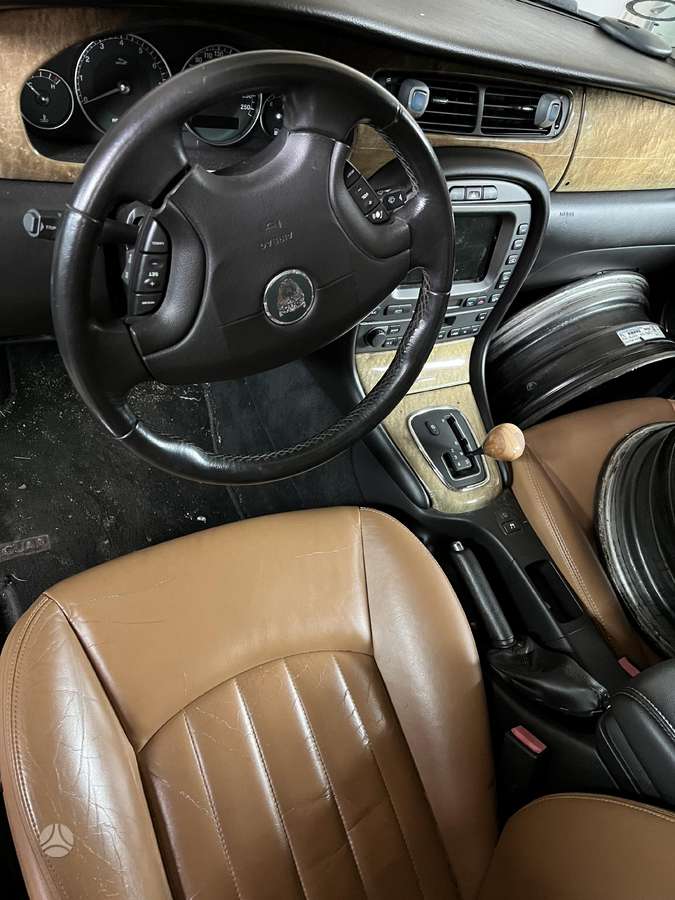Jaguar X-Type Parkai kablys oda